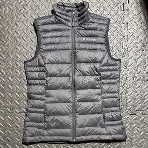 Columbia Charcoal Quilted Vest Womens small Omni heat